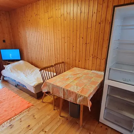 Wellapartman * Zamárdi